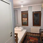 Hotel Beans House 8-26