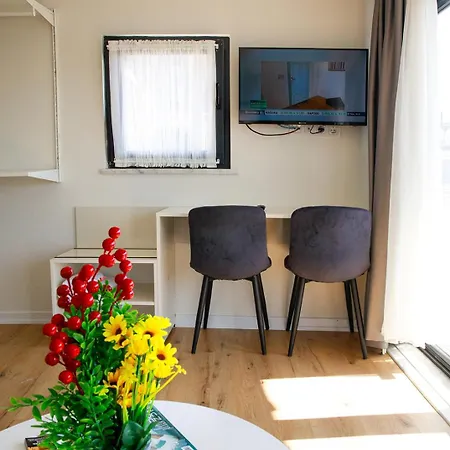 Ξενοδοχείο Beans House 8-26 3*