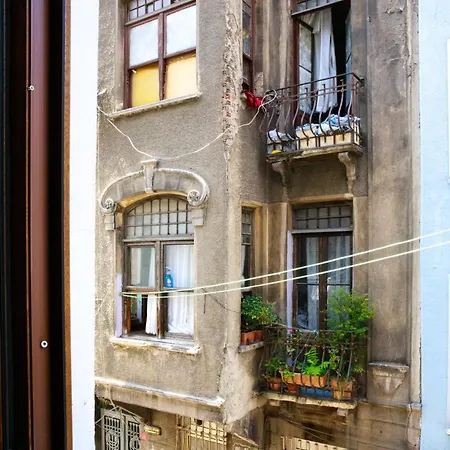 Ξενοδοχείο Beans House 8-26