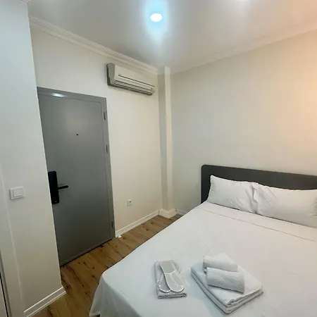 Hotel Beans House 8-26 3*