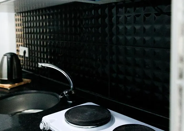 Hotel Beans House 8-26 3*