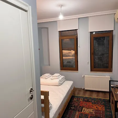 Szálloda Beans House 8-26