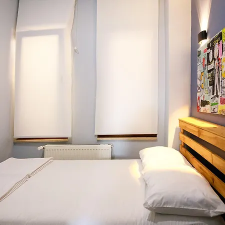 Hotell Beans House 8-26